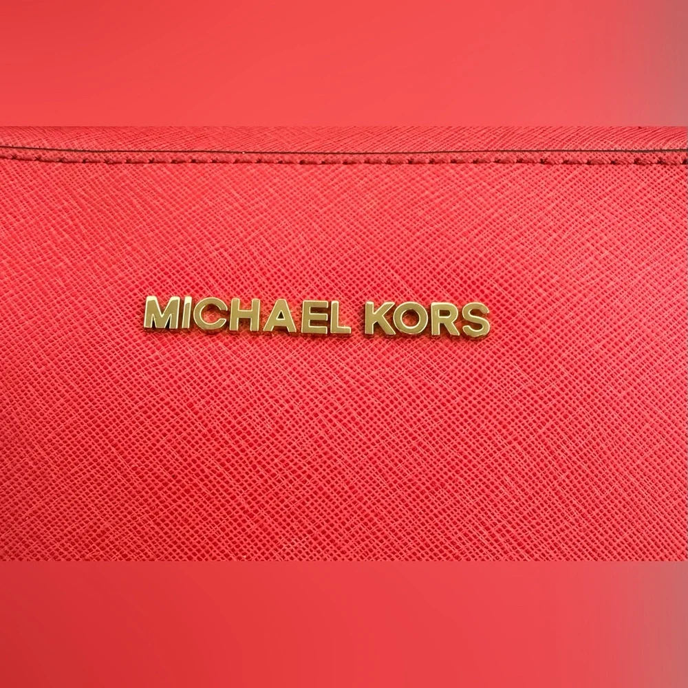 Michael Kors Jet Set  EW Saffiano Leather Crossbody - Watermelon With Tags - Picture 14 of 14